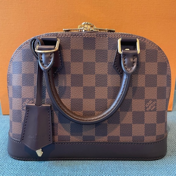SOLD Louis Vuitton Alma Damier Ebene Shoulder Bag BB Brown Canvas (Microchipped) - Picture 1 of 15